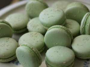 macarons 24 pack
